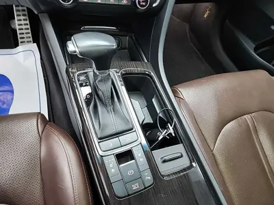 Kia K5 2016, 119484 км, за 7166.13 USD - фото 8