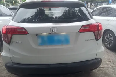 Honda Vezel 2017, 120100 км, за 7799 USD
