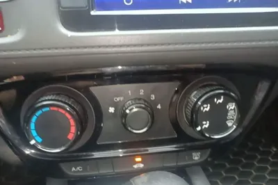 Honda Vezel 2017, 120100 км, за 7799 USD - фото 20