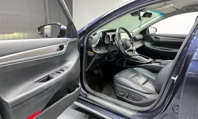 Hyundai Grandeur 2020, 50472 км, за 13981.88 USD - фото 11