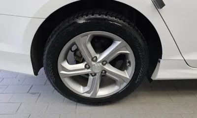Hyundai Sonata 2018, 80059 км, за 6892.48 USD
