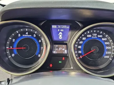 Hyundai Avante 2011, 161347 км, за 2112.58 USD - фото 7