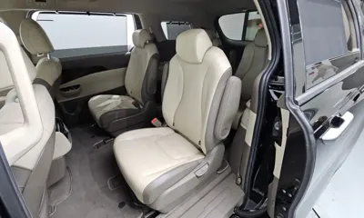 Kia Canival 2021, 65864 км, за 17509.08 USD - фото 12