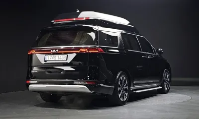 Kia Canival 2023, 81883 км, за 23077.41 USD