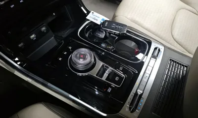 Kia Canival 2023, 81883 км, за 23077.41 USD - фото 9