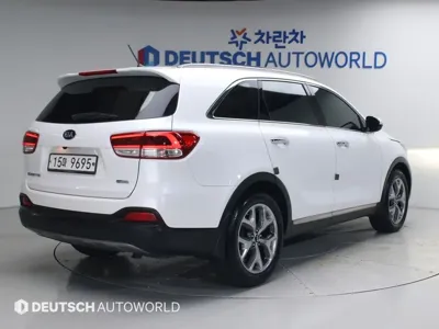 Kia Sorento 2015, 119690 км, за 7491.86 USD