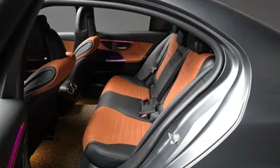 Mercedes-Benz C-Class 2023, 47886 км, за 28160.69 USD - фото 26
