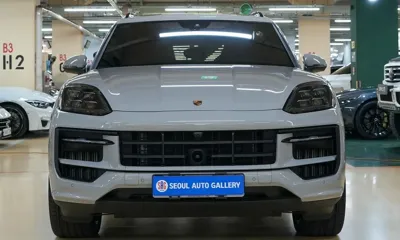 Porsche Cayenne 2024, 20000 км, за 99438.38 USD