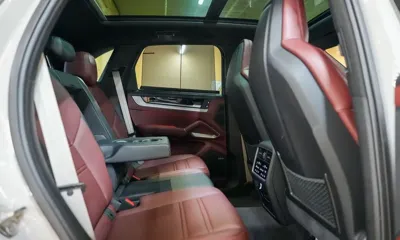 Porsche Cayenne 2024, 20000 км, за 99438.38 USD - фото 20