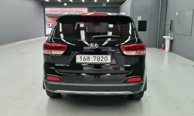 Kia Sorento 2015, 215000 км, за 5894.03 USD