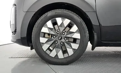 Hyundai Staria 2022, 70394 км, за 18830.52 USD