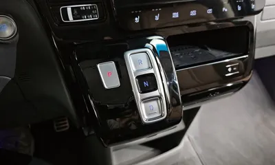 Hyundai Staria 2022, 70394 км, за 18830.52 USD - фото 9
