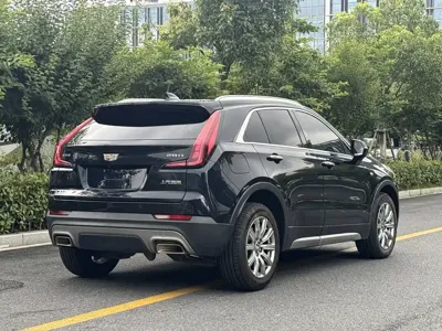 Cadillac XT4 2020, 128000 км, за 11741.97 USD