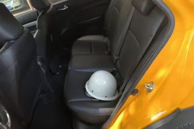 Kia kx1 Stonic 2019, 72600 км, за 5475 USD