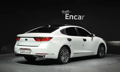 Kia K7 2018, 115648 км, за 9055.38 USD