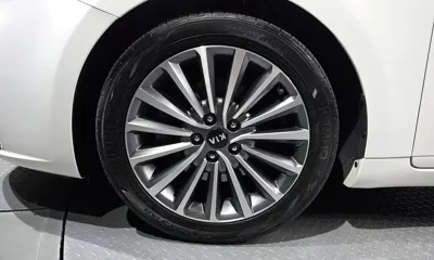 Kia K7 2018, 115648 км, за 9055.38 USD