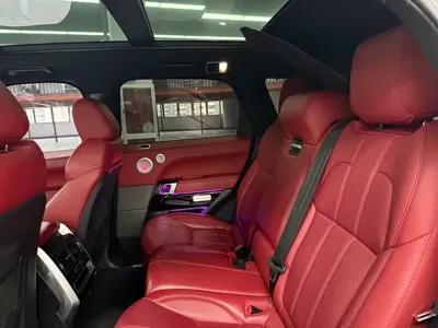 Land Rover Sport 2016, 85000 км, за 22136.27 USD