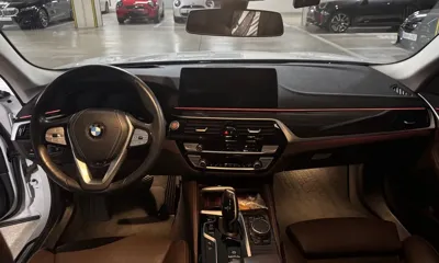 BMW 5-Series 2023, 58542 км, за 27241.7 USD - фото 7