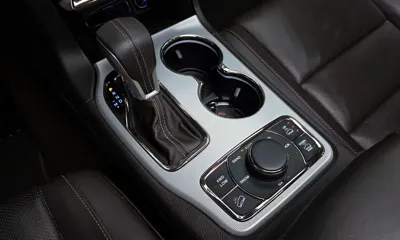 Jeep Cherokee 2019, 52697 км, за 15688.59 USD - фото 9