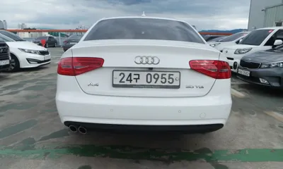 Audi A4 2015, 117000 км, за 5139.22 USD