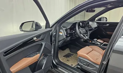 Audi Q5 2022, 53742 км, за 26362.73 USD - фото 10