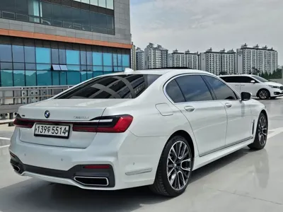 BMW 7-Series 2020, 111619 км, за 35688.81 USD