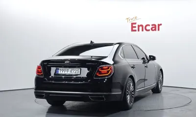 Kia K9 2019, 194351 км, за 8723.91 USD