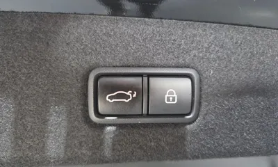 Kia K9 2019, 194351 км, за 8723.91 USD - фото 20