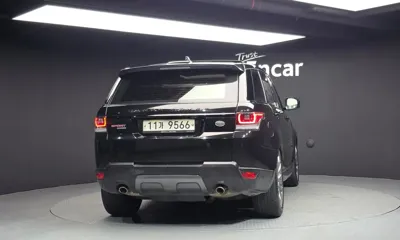 Land Rover Range Rover Sport 2017, 136637 км, за 13875.12 USD