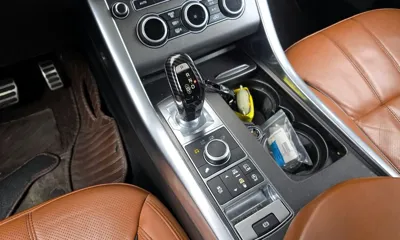 Land Rover Range Rover Sport 2017, 136637 км, за 13875.12 USD - фото 9