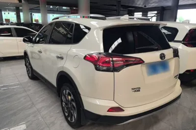 Toyota RAV4 2016, 76600 км, за 12977 USD