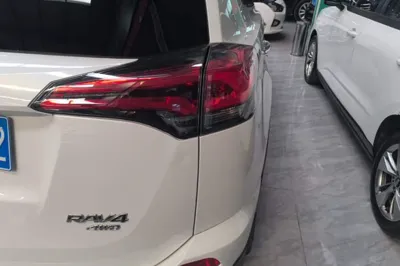 Toyota RAV4 2016, 76600 км, за 12977 USD - фото 9