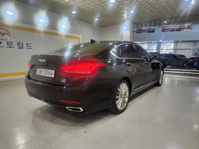 Hyundai Genesis 2016, 178823 км, за 6175.65 USD