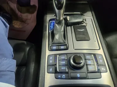 Hyundai Genesis 2016, 178823 км, за 6175.65 USD - фото 11