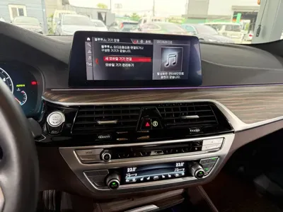BMW 5-Series 2019, 100177 км, за 17001.44 USD