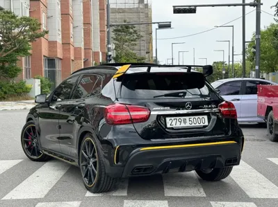 Mercedes-Benz GLA-Class 2018, 72500 км, за 17239.15 USD