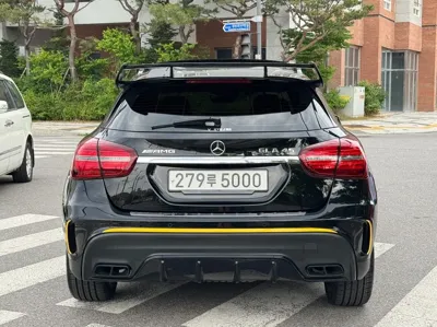 Mercedes-Benz GLA-Class 2018, 72500 км, за 17239.15 USD