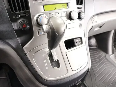 Hyundai Starex 2013, 85155 км, за 5244.85 USD - фото 9