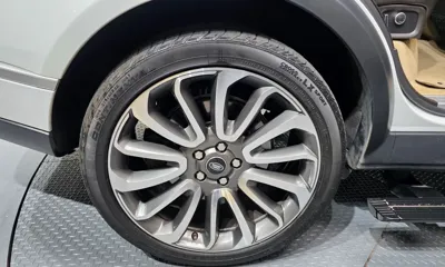 Land Rover Range Rover 2016, 71281 км, за 25689.59 USD