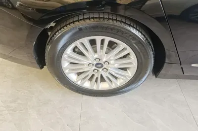 Ford Taurus 2017, 97200 км, за 9895 USD - фото 11