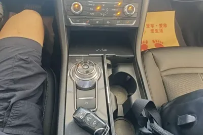 Ford Taurus 2017, 97200 км, за 9895 USD - фото 16