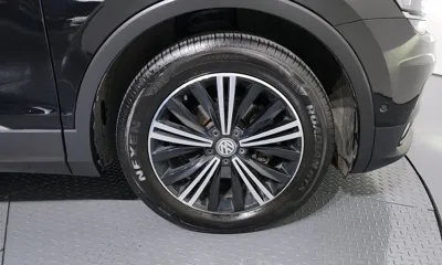 Volkswagen Tiguan 2020, 96826 км, за 13214.4 USD