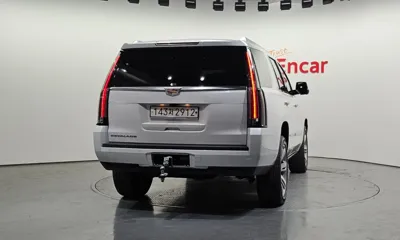Cadillac Escalade 2020, 56928 км, за 25027.62 USD