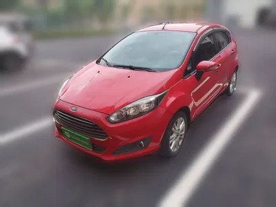 Ford Fiesta · 2013 год
