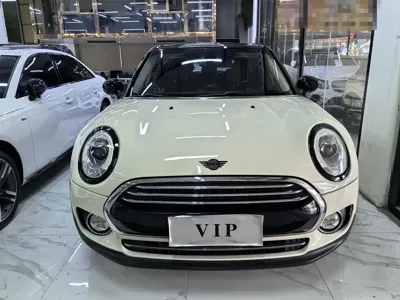 MINI Mini Clubman 2016, 83000 км, за 10123.41 USD