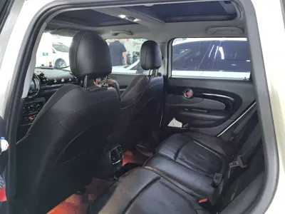 MINI Mini Clubman 2016, 83000 км, за 10123.41 USD - фото 10