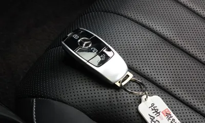 Mercedes-Benz E-Class 2018, 75897 км, за 14886.56 USD - фото 32