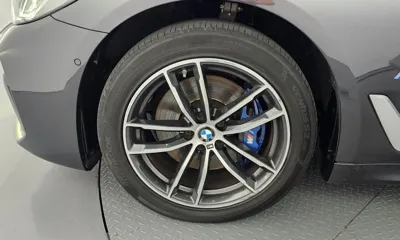 BMW 5-Series 2021, 105445 км, за 26046.74 USD