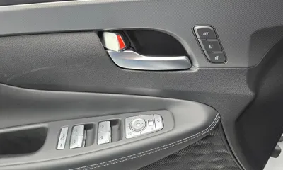 Hyundai Santafe 2023, 76088 км, за 19869.72 USD - фото 13