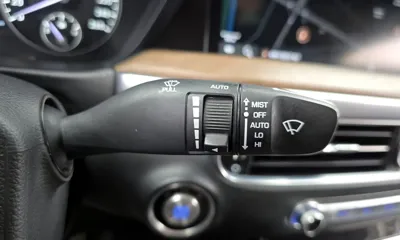 Genesis G90 2020, 131923 км, за 20707.16 USD - фото 27
